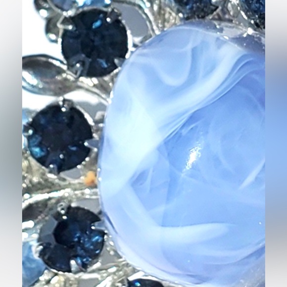 StunningPerriwinkle/💙⬇️⬇️💲Rare 1950s Vintage Sparkling, unique, NAVETTE - Picture 3 of 5